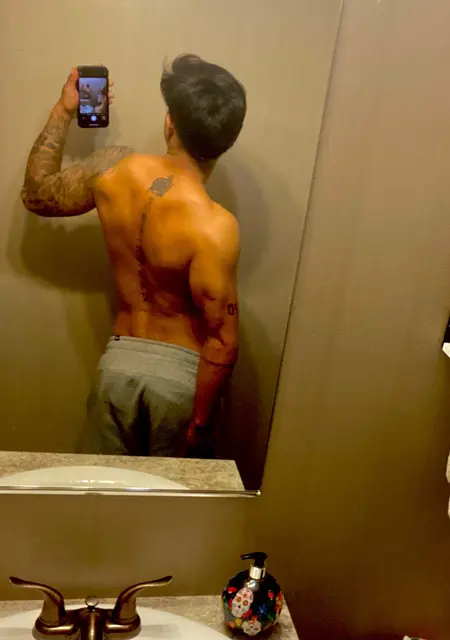 Я Brian, 28, из Мехико, ищу знакомства без обязательств