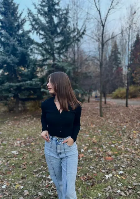 Я Альбина, 21, из Мариуполя, ищу знакомство для общения