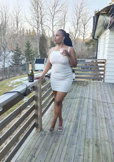 Nancy из Стокгольма, мне 33, познакомлюсь