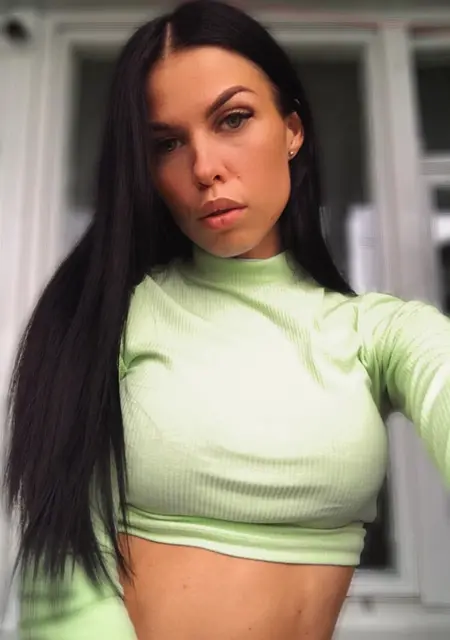 Вика з Вінниця, шукаю на сайті приємне проведення часу