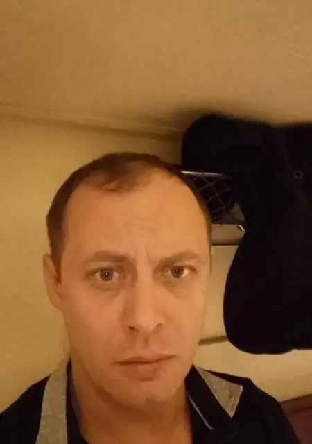 Я Vladimir, 44, знакомлюсь для постоянных отношений в Донецке