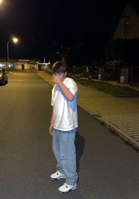 Adam из Пльзня, мне 25, познакомлюсь для вирта