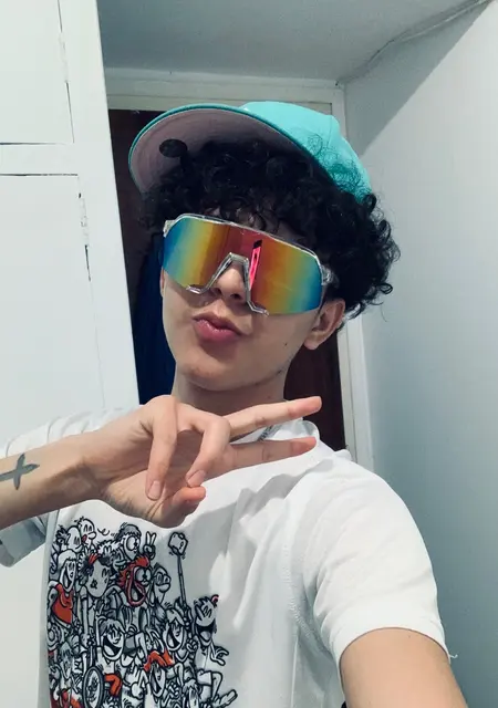 Я Camilo, 19, знакомлюсь для вирта в Барселоне