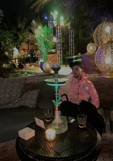 Maaxy из Барселоны, мне 19, познакомлюсь на одну ночь