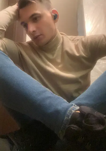 Marxs из Николаева, мне 24, познакомлюсь для общения