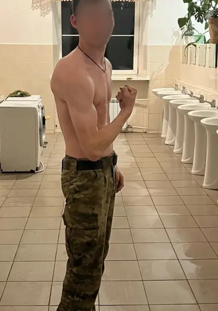 Олександр из Чернигова, ищу на сайте общение