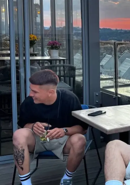 Nazar из Людвигсхафен-на-рейна, мне 20, познакомлюсь на одну ночь