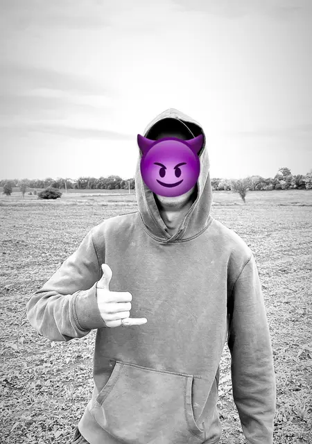 Я Саша, 19, из Кривого Рога, ищу знакомство для дружбы