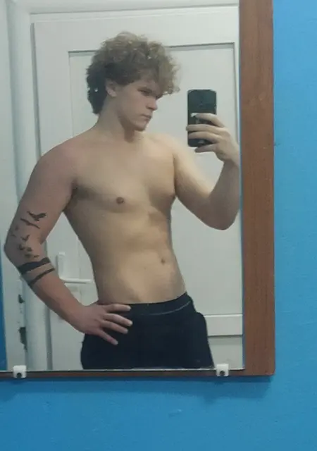 Алексей из Гродно, мне 20, познакомлюсь без обязательств