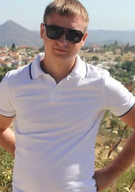 Я Vitalik, 35 років, знайомлюсь без зобов'язань у Ужгород