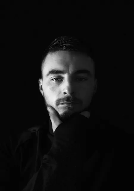 Денис из Черкасс, мне 28, познакомлюсь на одну ночь