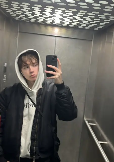 Roman из Шведт, ищу на сайте знакомства на одну ночь