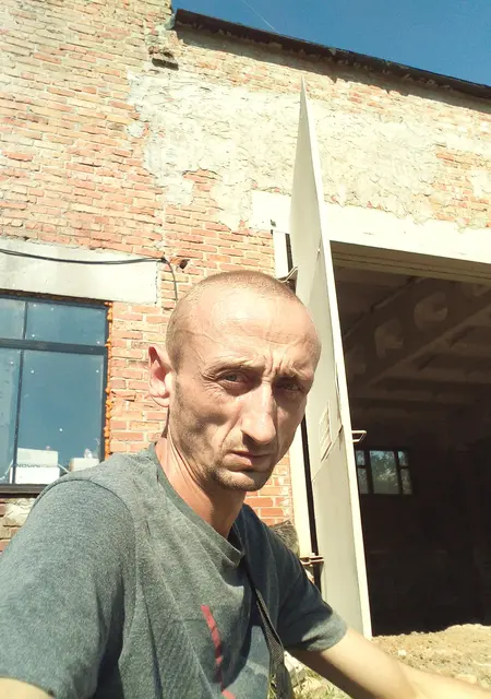 Я Evgen, 39, знакомлюсь без обязательств в Полтаве