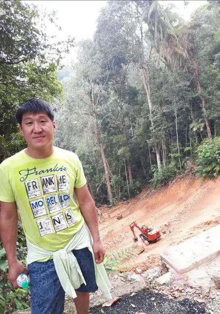 Я Александр, 39, знакомлюсь без обязательств в Караганде