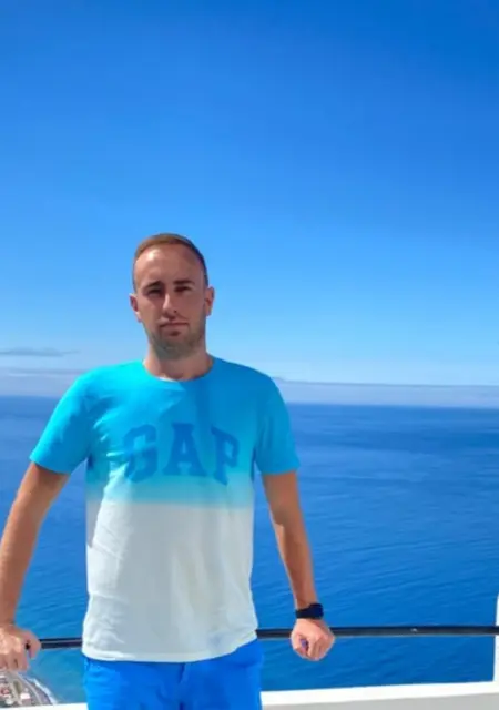 Макс из Винницы, ищу на сайте знакомства на одну ночь