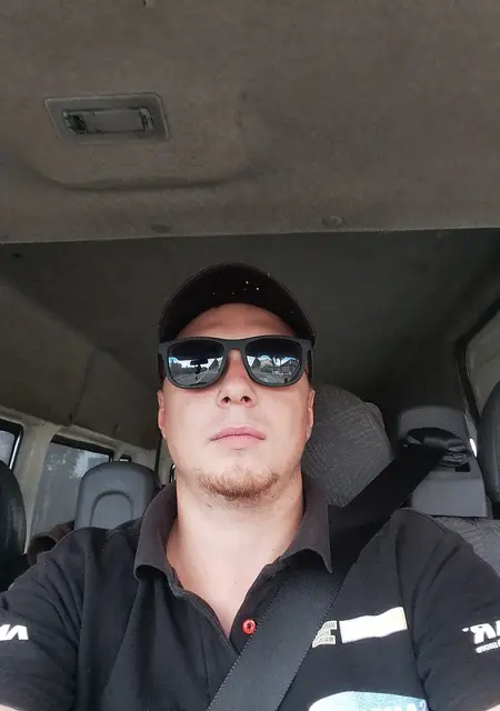 Alex из Мозыря, ищу на сайте знакомства на одну ночь