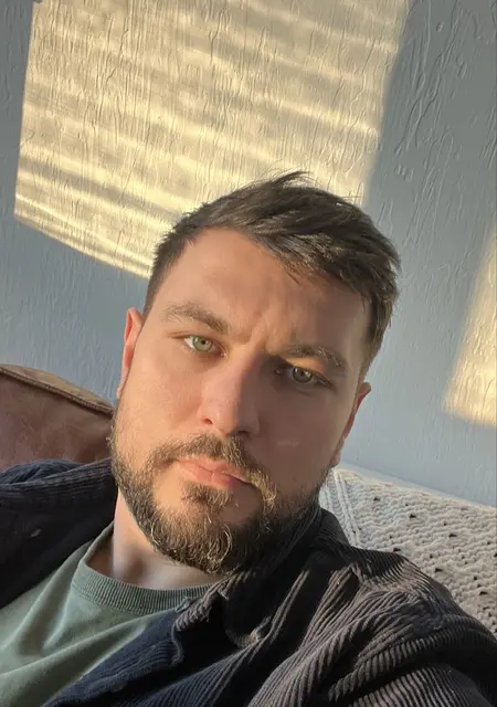 Sergey из Штутгарта, мне 38, познакомлюсь для приятного времяпровождения