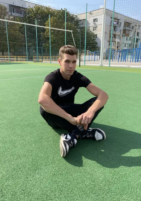 Я Vlad, 24, знакомлюсь без обязательств в Измаиле