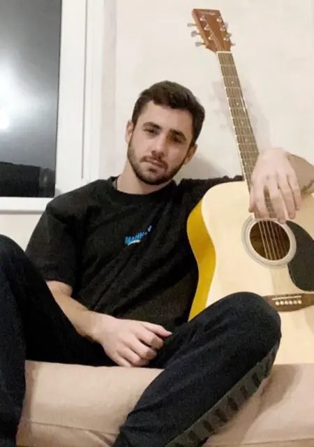 Владислав из Донецка, ищу на сайте общение