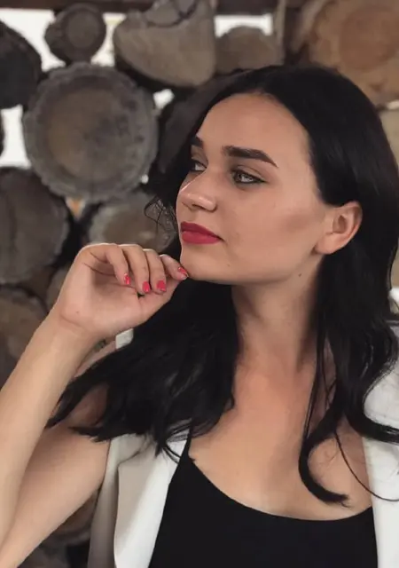 Я Таня, 27 років з Рівне, шукаю знайомство для спільні подорожі