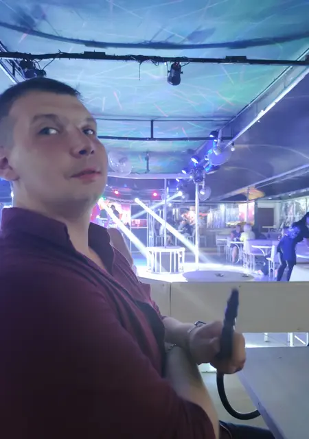 Max из Херсона, мне 30, познакомлюсь на одну ночь