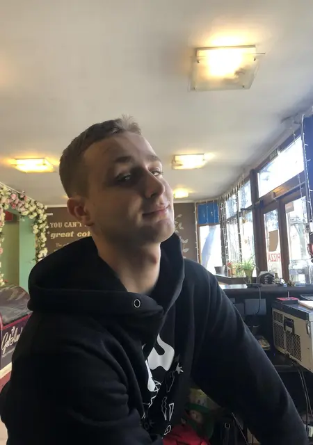 Глеб из Одессы, ищу на сайте вирта