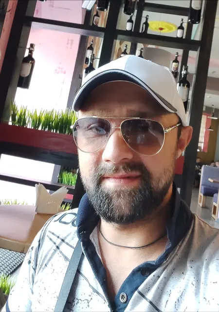 Vova из Мелитополя, ищу на сайте совместные путешествия