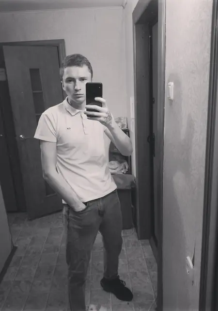 Рома из Новополоцка, мне 22, познакомлюсь на одну ночь