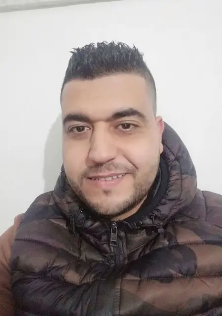 Smail из Рима, мне 39, познакомлюсь