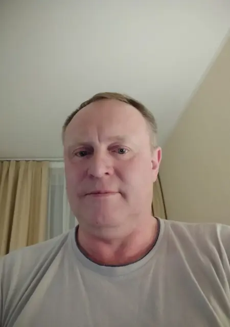 Я Иван, 61, из Минска, ищу знакомство для дружбы