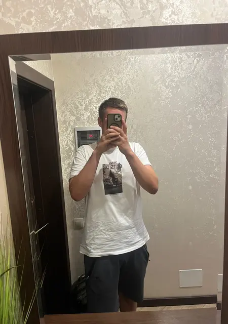 Я Антон, 20, знакомлюсь без обязательств в Изяславе