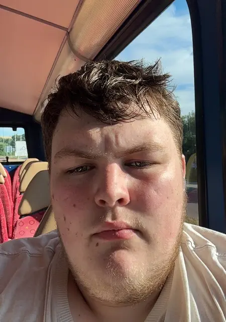 Akalexkeen из Лондона, мне 21, познакомлюсь для дружбы