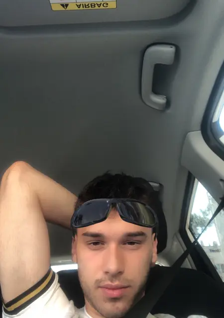 Kaan из Анкары, ищу на сайте знакомства на одну ночь