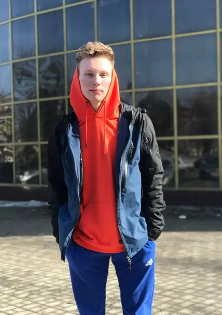 Егор из Житомира, ищу на сайте знакомства на одну ночь