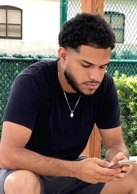 Я Mario, 25, из Санто-доминго Эста, ищу знакомства на одну ночь