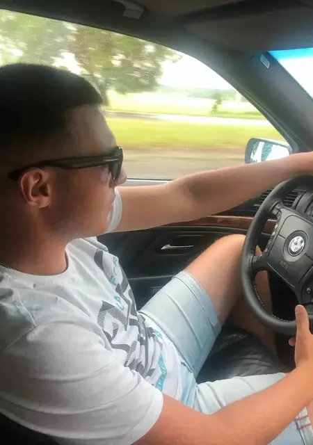Я Алексей, 33, из Гродно, ищу знакомства на одну ночь