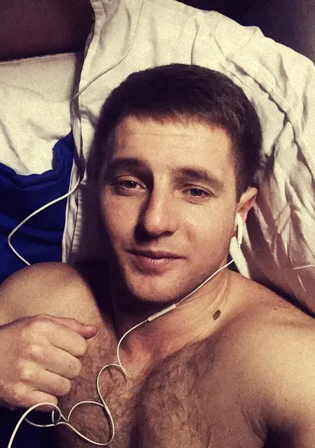 Я Zahar, 33, из Караганды, ищу знакомства на одну ночь