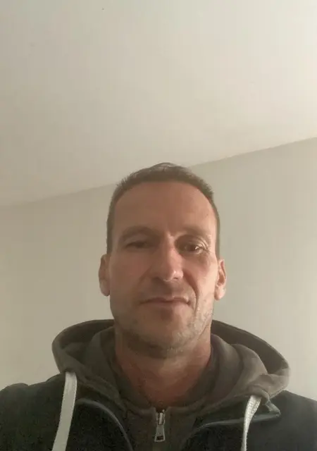 Я Vova, 51, знакомлюсь без обязательств в Париже
