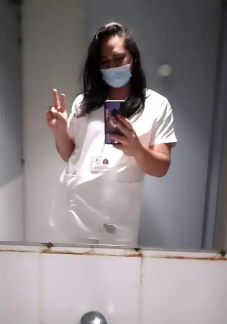 Jennifer из Парижа