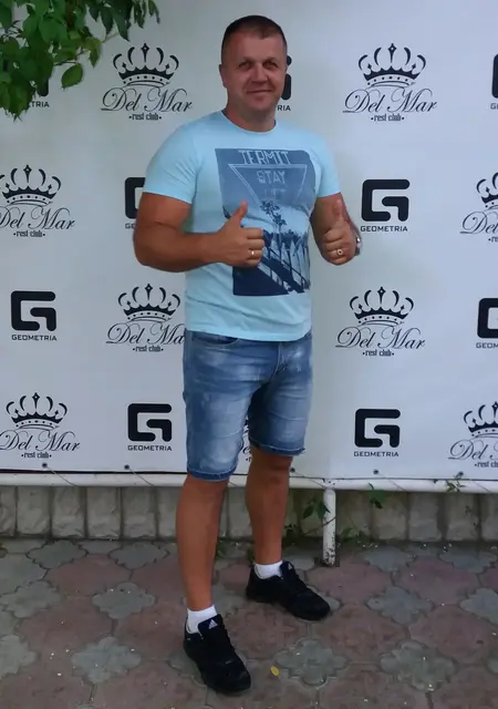 Дима из Могилёва, ищу на сайте знакомства на одну ночь