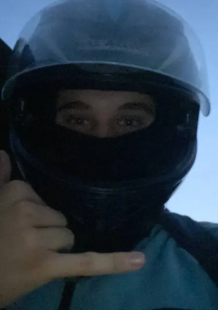 Я Sergey, 20, из Барановичей, ищу знакомство для приятного времяпровождения