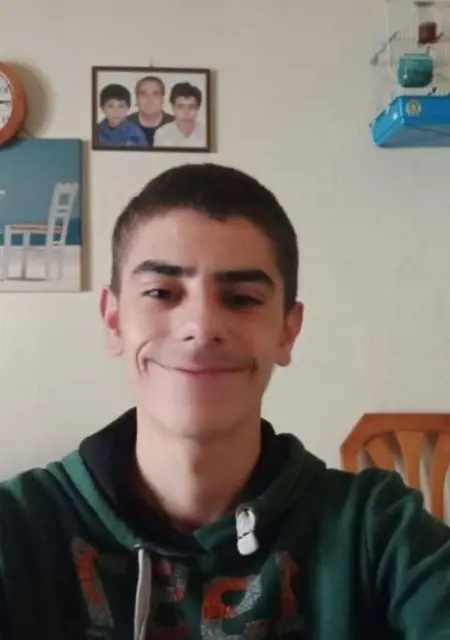 Manny из Афин, мне 33, познакомлюсь для дружбы