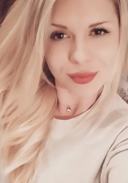 Я Алина, 31, знакомлюсь для приятного времяпровождения в Днепре