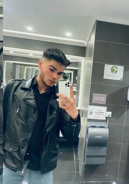 Sukru из Анкары, мне 19, познакомлюсь на одну ночь