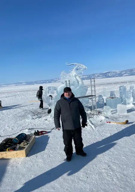 Я Mickail, 63, знакомлюсь для совместных путешествий в Абу-даби
