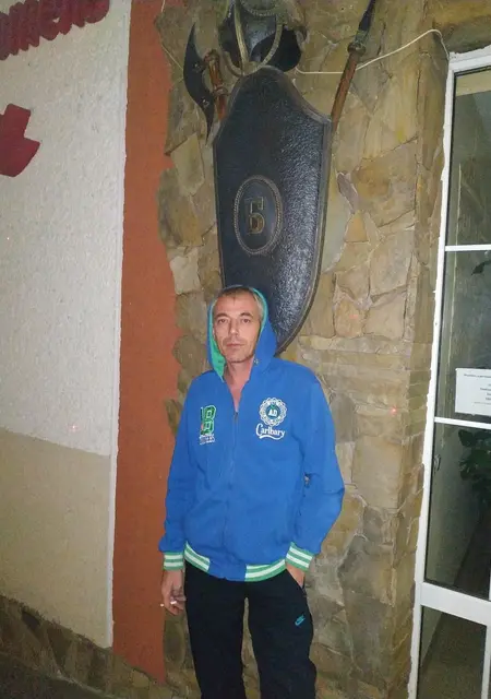 Александр из Харькова, мне 47, познакомлюсь без обязательств