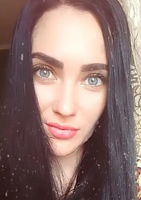 Я Алиночка, 31, знакомлюсь для постоянных отношений в Киеве