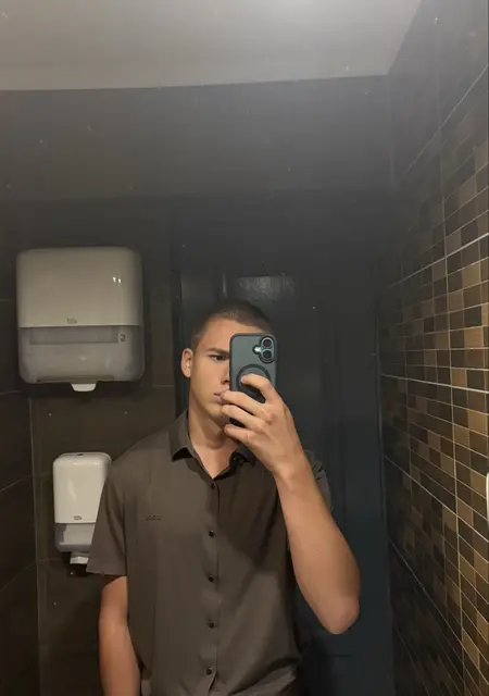 Oleg из Одессы, ищу на сайте знакомства без обязательств