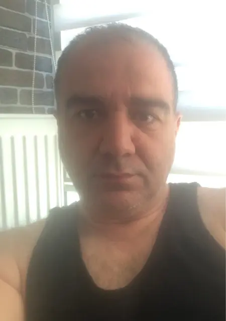 Я Fasrer, 43, знакомлюсь для открытые отношения в Анкаре