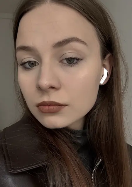 Olesia из Граца, мне 21, познакомлюсь на одну ночь